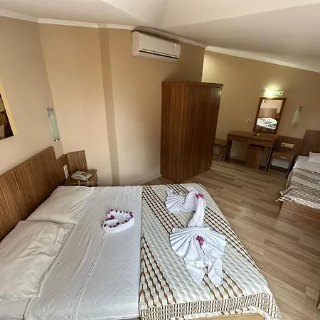 Ξενοδοχείο Havana 4*