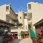 Havana 4*